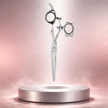 Preview: Pinin Q4 Chimera